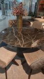 TOTEM dizajnový kruhový stôl keramika ihneď k odberu